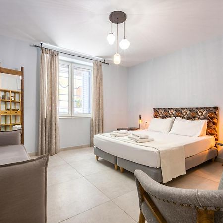 Bentzi...Boutique Apartment In Pangrati, Superior Suite アテネ エクステリア 写真